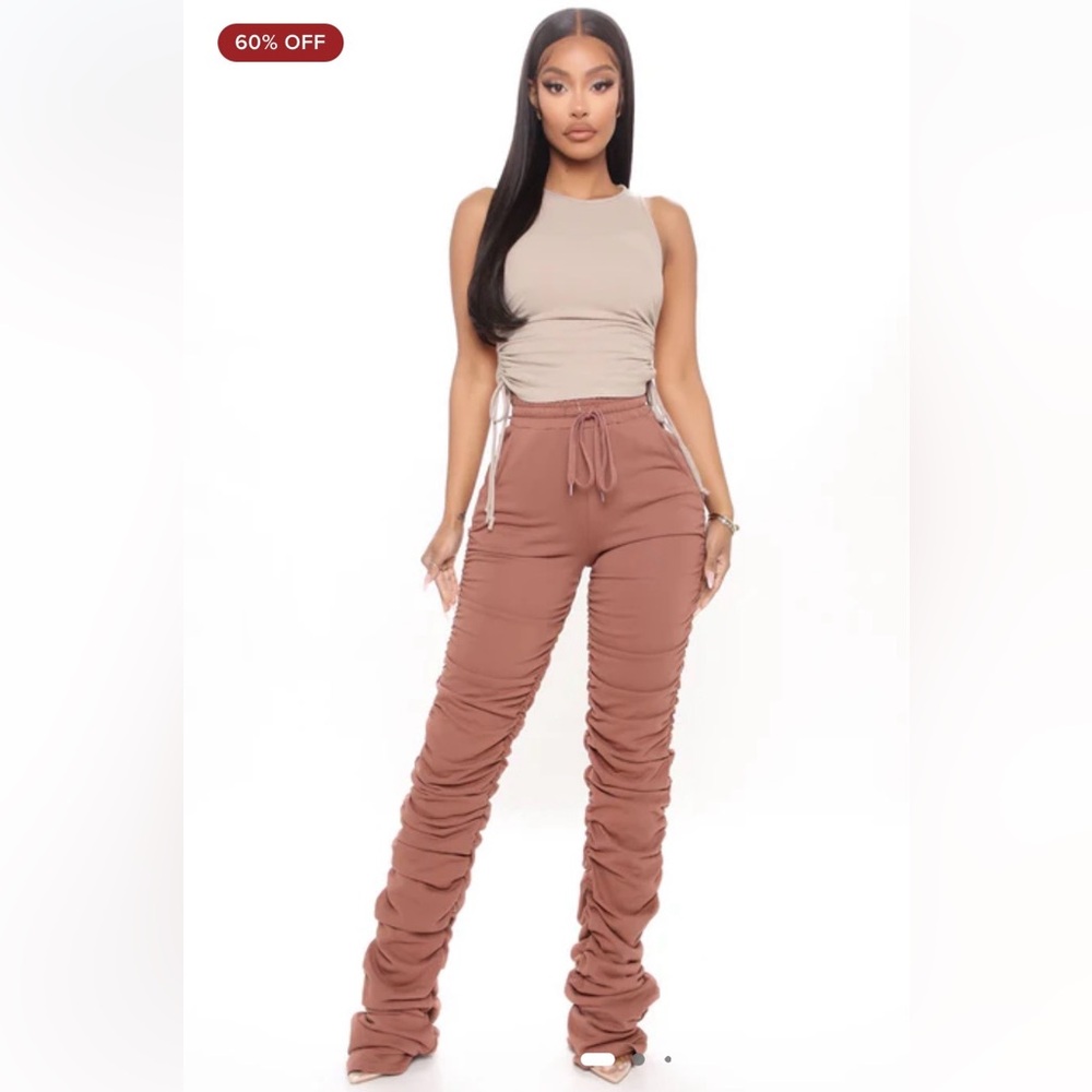 NWT -Fashion Nova- Curves & Chill Stacked Pant Women's Brown Ruched, size Lg.
